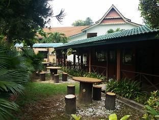 Ayer Keroh Country Resort Melaka Exterior foto