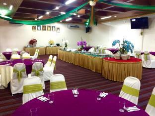 Ayer Keroh Country Resort Melaka Exterior foto